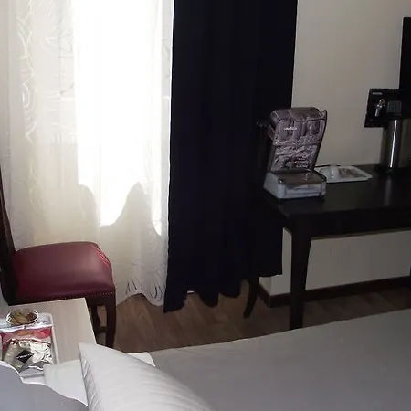 Lazio Elegance Bed and breakfast 2*