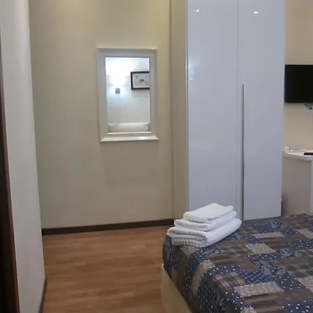 Lazio Elegance Bed and Breakfast 2*